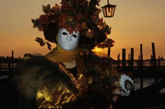 Autumn_Mask_1